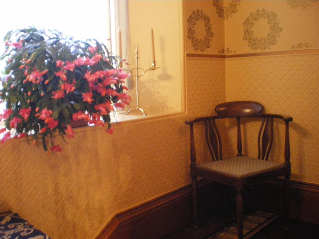Langley Bank Guest House Ayr Exterior foto